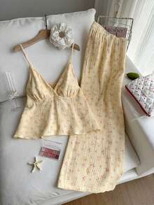 Comfortcana Yellow Contrast Ditsy Floral V-Neck Ruffle Trim Camisole And Shorts Casual Plus Size 2 Piece Set, Spring/Summer - Yellow - View 5
