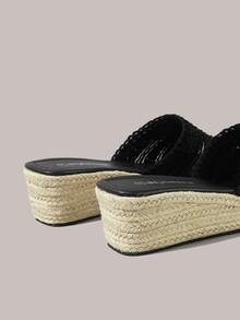 Styleloop 女士编织趾环坡跟凉鞋，法式度假休闲风，草编厚底，黑色 - 黑色 - 查看 5