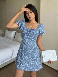 少女浅蓝色碎花领蝴蝶结修身泡泡袖迷你连衣裙，适合派对、度假、海边休闲穿着 - 淺藍色 - 查看 4
