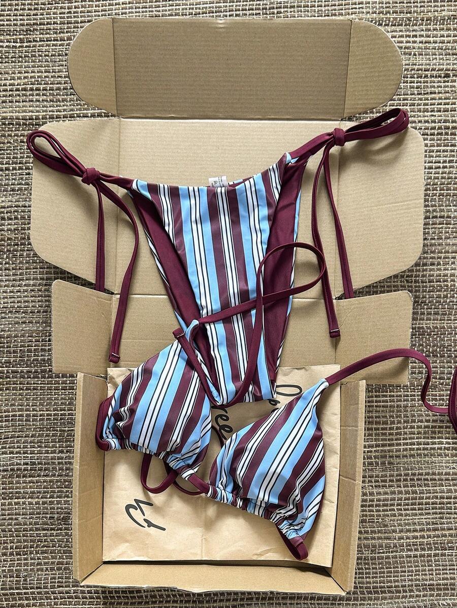 Swim Vcay 2026新款女士高弹面料蓝酒红竖条纹三角挂脖系带比基尼套装 - 彩色 - 查看 1