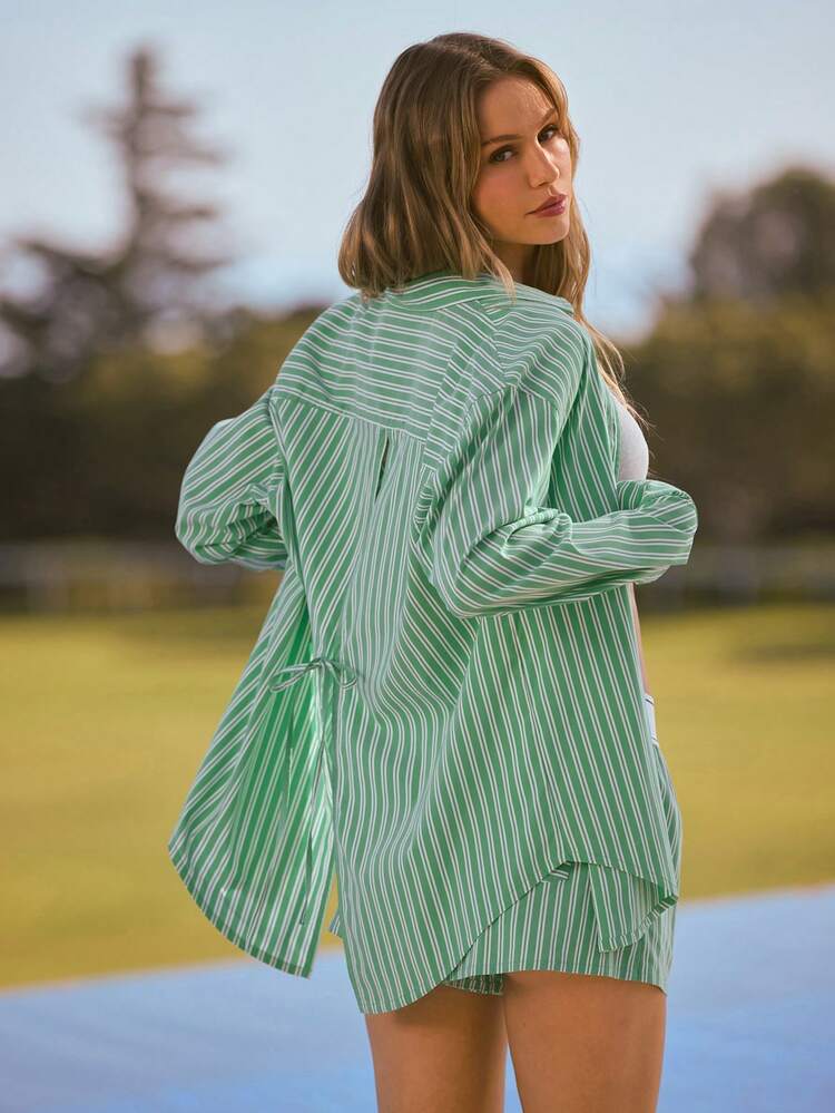 Voyager Strechy Hip Length Relaxed Fit Back Split Hem Front Pocket Pinstriped Long-Sleeve Button-Down Shirt Daily Casual Vacation Lounge Wear