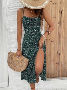 Màu xanh lá cây đậm