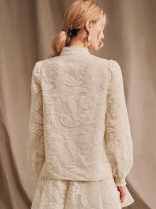 Anewsta 女士立领灯笼袖网纱面料花卉刺绣优雅上衣 - 杏色 - 查看 2