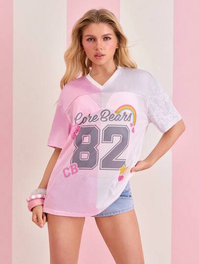 SHEIN X Care Bears Áo thun nữ cổ chữ V in hình hoạt hình.