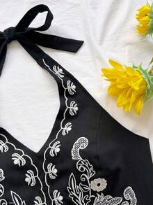 Soleia Top corto de cuello halter con lazo, base color albaricoque y bordado floral negro, adecuado para festivales de música, talla grande - Negro - Ver 4