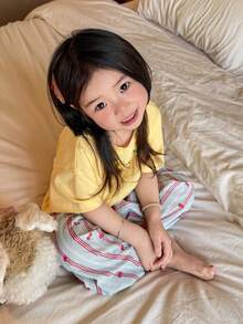 Dazy Kids 少女圓領針織滿版印花短袖T恤 + 滿版印花長褲睡衣套裝，夏季 - 黃色 - 查看 7