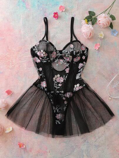Women's Floral Embroidery Sexy Jumpsuit For Date Night
