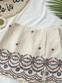 Travachic Quần short nữ họa tiết tối giản, kiểu dáng thường ngày. - Nhiều màu - Xem 4