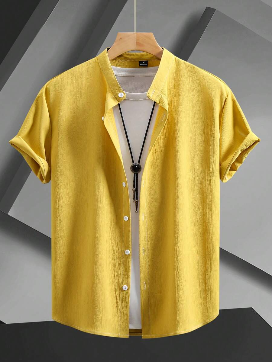 Manfinity Homme Men's Casual Solid Color Button-Down Short Sleeve Shirt - Pale Yellow - View 1