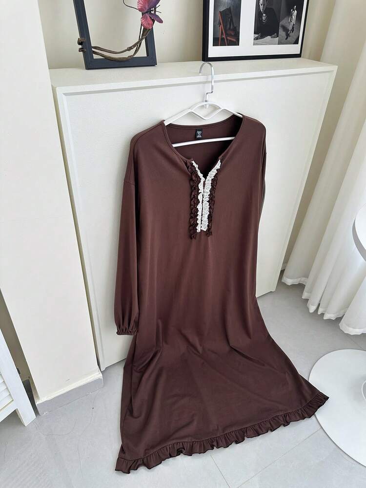 Dazy Plus Plus Size Women Solid Color Loose Collar Patchwork Ruffle Hem Long Nightgown, Spring/Summer Home Dress