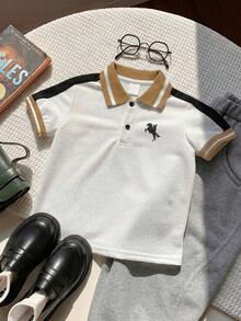 SHEIN 男婴夏季休闲可爱学院风拼色短袖 Polo 衫，适合生日派对、晚会、表演、婚礼、迎婴派对、一个月和一周岁庆祝活动 - 彩色 - 查看 5