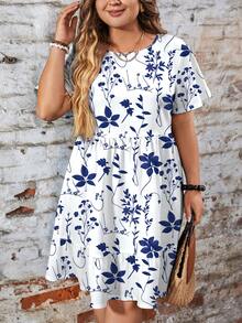 EMERY ROSE 休闲宽松圆领短袖大码连衣裙，适合秋冬季节、夏季、度假穿着，也可作休闲连衣裙。 - 彩色 - 查看 5