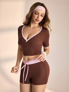 SHEIN Contrasting Colors V Neck Crop Tee & Shorts Two Pieces Set - Brown - View 7