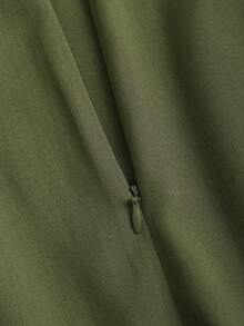 Calvaya Plus Size Elegant High-End Fashion Commuter Draping Metal Buckle Decor A-Line Skirt - Green - View 3