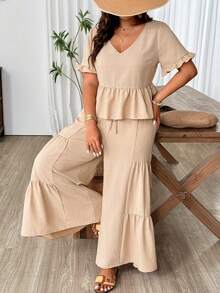 SHEIN LUNE Women's Plus Size Beige Summer Casual Vacation Outfit V-Neck Ruffle Hem Short Sleeve Top And Unique Design Patchwork Pants 2-Piece Sets Track Suits - Khaki - View 3