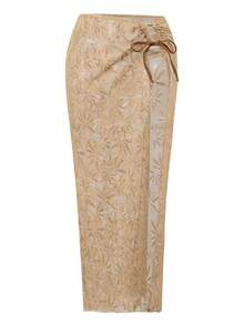 Swim Oasis 2026新款女士夏季沙滩度假树叶纹理网纱特殊面料串珠垂褶领口系带露背全罩杯文胸宽松性感吊带三角泳裤长系腰荷叶边裙侧开衩三件套比基尼高端泳衣套装，女士沙滩装，女士夏季套装，沙滩裙套装 - 棕色 - 查看 4