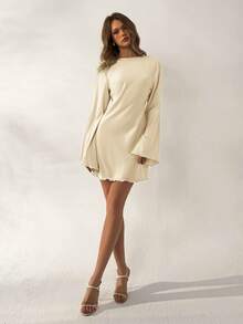 Aloruh Women's Spring/Summer New Elegant Retro Solid Color Apricot Long Sleeve Backless Draped Neck Dress, Suitable For Dates, Afternoon Tea - Apricot - View 4