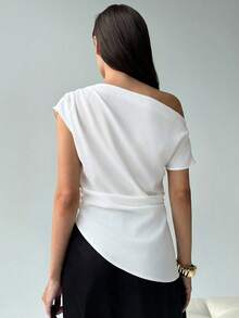 Aloruh Áo kiểu dáng tối giản mới, đa năng, màu xám, thiết kế bất đối xứng, vai nhún bèo, tay ngắn ôm sát. - trắng - Xem 2