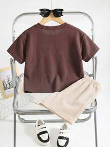 男童运动休闲短袖T恤短裤套装，适合通勤、上学、日常休闲、旅行、运动、节日聚会等场合，春、夏、秋、冬皆宜。 - 彩色 - 查看 4