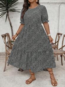 SHEIN CURVE+ 大码女式豹纹圆领短袖收腰A字层叠连衣裙，休闲西部海滩岛屿波西米亚风连衣裙 - 黑與白 - 查看 4