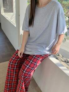 Dazy Plus Round Neck Loose Fit Pajama Set - Plaid Pants - Light Grey - View 5