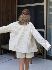 DAZY 女士休闲条纹口袋衬衫短裤两件套，春夏款 - 藍色 - 查看 2