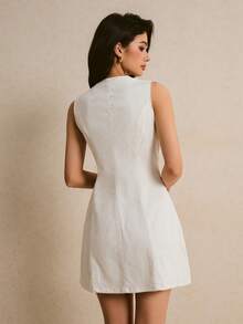 Poéselle 女士花卉刺绣单排扣圆领无袖休闲牛仔连衣裙 - 白色 - 查看 2