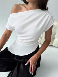 Aloruh Áo kiểu dáng tối giản mới, đa năng, màu xám, thiết kế bất đối xứng, vai nhún bèo, tay ngắn ôm sát. - trắng - Xem 4