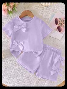 SHEIN 2 件装年轻女孩休闲甜美日常穿着圆领短袖蝴蝶结装饰 T 恤和松紧腰短裤套装 - 紫色 - 查看 1
