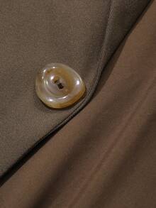 DAZY 女士前扣无袖口袋纯色休闲马甲 女士西装外套 秋冬商务装 - 棕色 - 查看 10