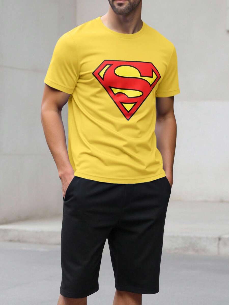 SUPERMAN X SHEIN 男士圆领短袖时尚印花休闲T恤 - 黃色 - 查看 1