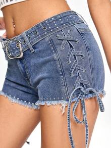 ROMWE Grunge Punk 2026春夏新款中度水洗蓝色性感Y2K街头风侧边镂空交叉做旧毛边水钻装饰+腰带女式牛仔短裤 - 中等水洗藍 - 查看 2