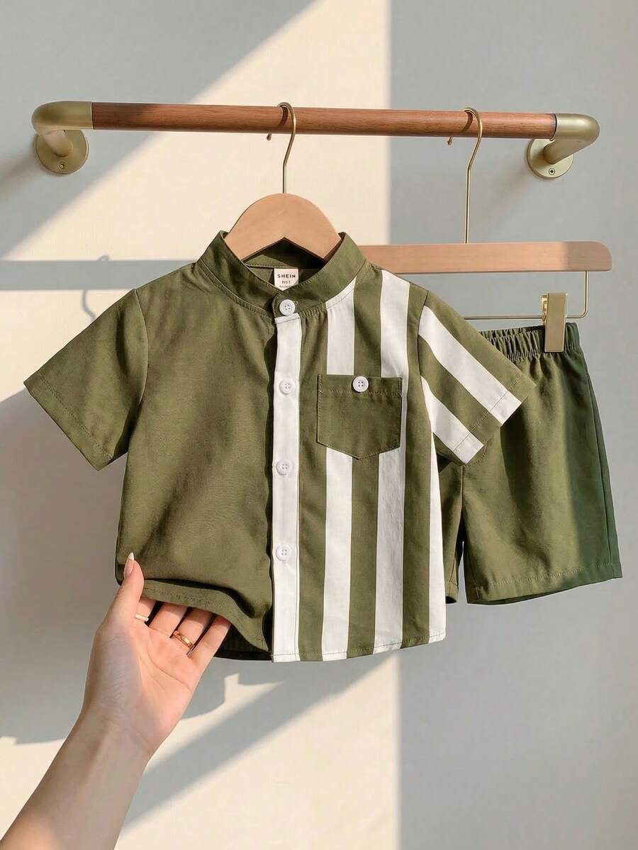 SHEIN Playful Pals 2件組嬰兒男寶寶夏季綠色與白色條紋套裝,休閒立領短袖襯衫與短褲,幼兒男童城市度假穿搭 - 綠色 - 查看 1