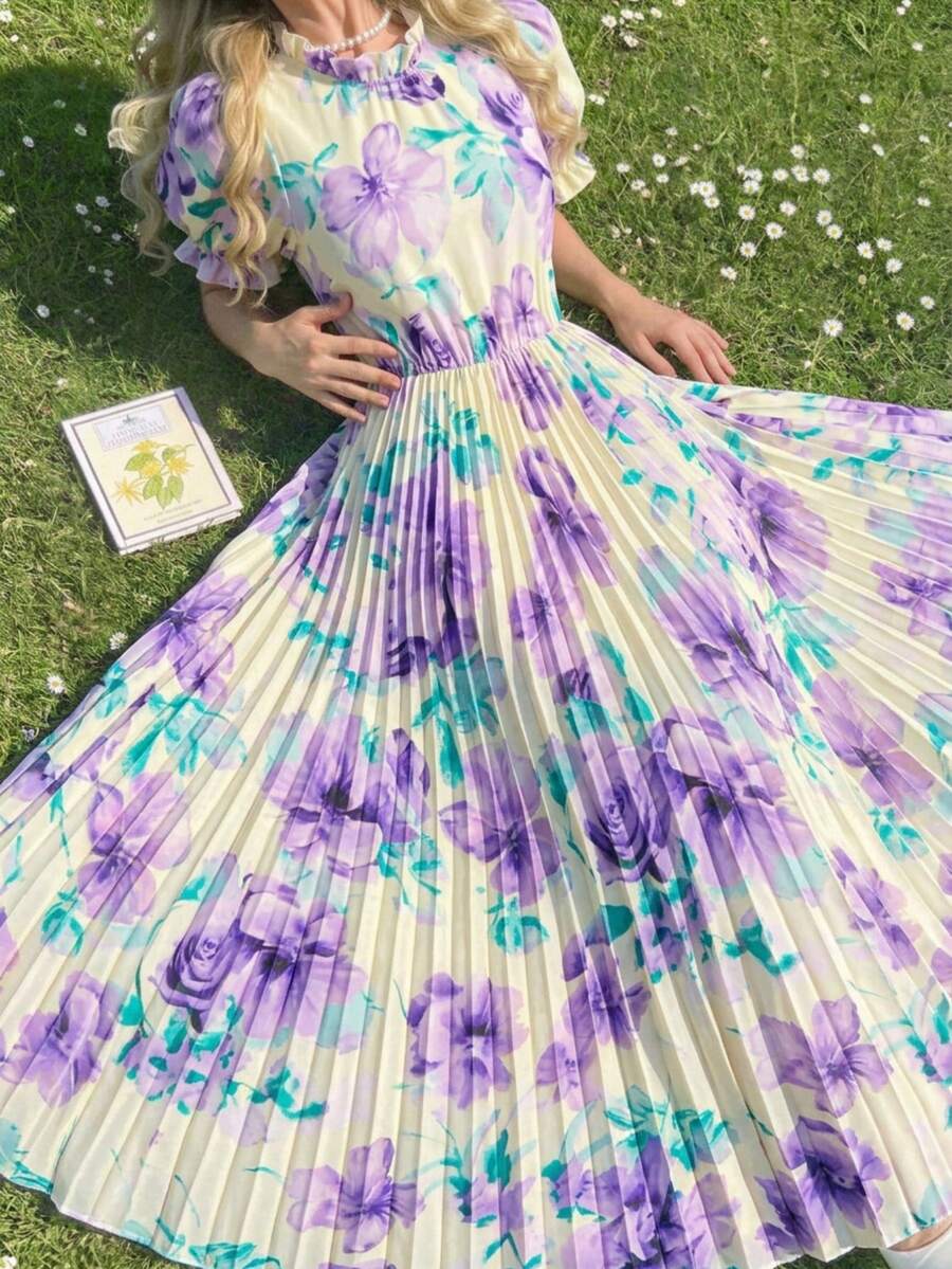 SHEIN 少女碎花荷叶边飘逸连衣裙,褶皱领口和泡泡袖设计,适合春夏休闲、度假和日常穿着。 - 紫色 - 查看 1