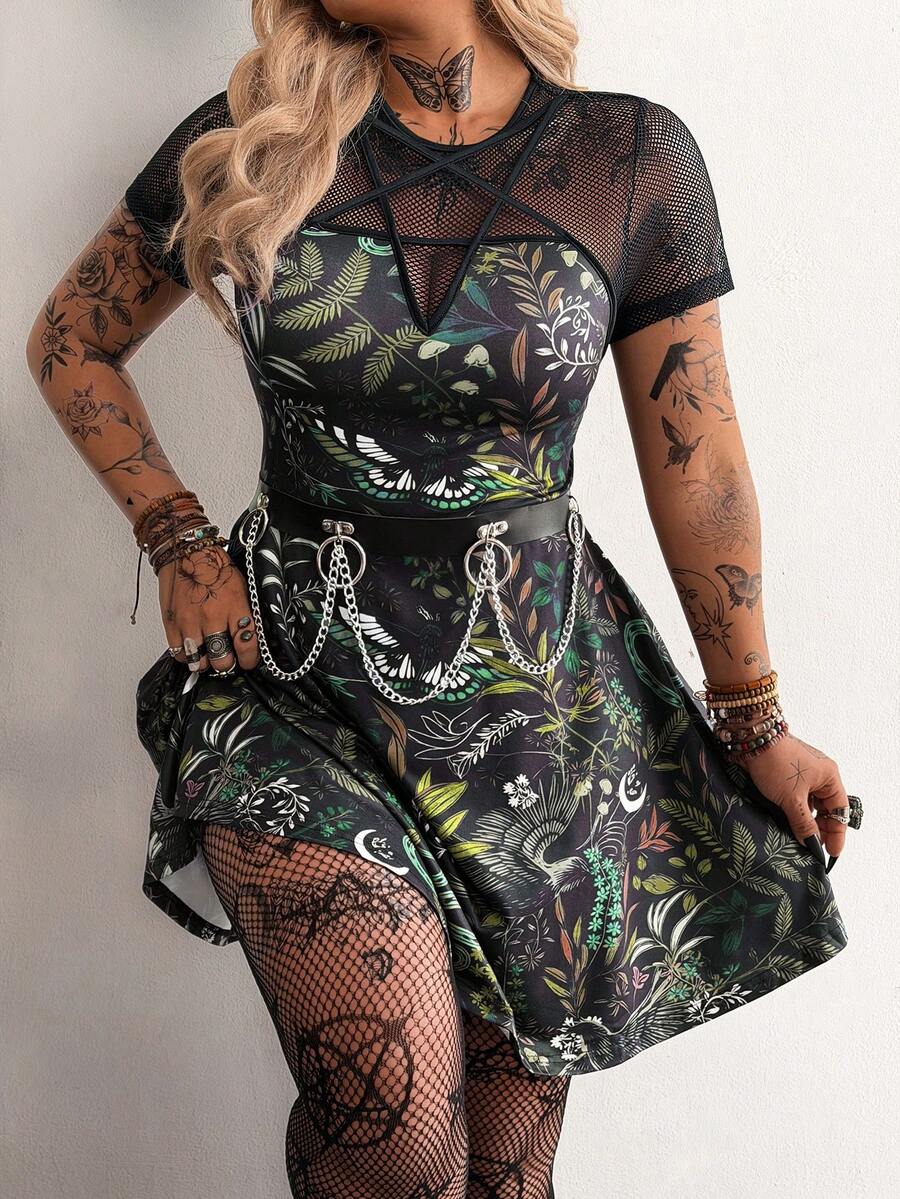 Flirla 大尺碼女款黑色夏季哥德風夜店暗黑龐克風圓領時尚印花拼接網紗星星緞帶短袖A字洋裝 - 彩色 - 查看 1