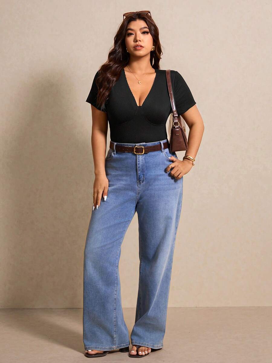 Elaquor Plus Size Women Summer Casual Solid Color Short Sleeve Top Spring/Summer Black Top V Neck Blouse For Elegant Women - Black - View 1