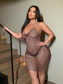 NU&NOW Valentine Sexy Beach Vacation Party Rhinestone Mesh Chain Decor Draped Neck Dress - Burgundy - View 4