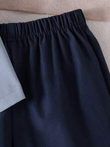 SHEIN Explorewe 小男孩極簡印花短袖T恤與純色短褲套裝 - 霧霾藍 - 查看 4