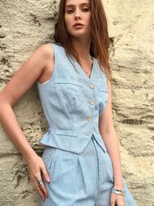 MOTF PREMIUM WOMEN'S DENIM EFFECT LINEN SINGLE-BREASTED SLEEVELESS SLIM FIT LIGHTWEIGHT VEST JACKET - Light Wash - View 11