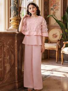 SHEIN Conjunto elegante de tres piezas para verano con malla transparente con flores 3D, camisetas sin mangas entalladas, pantalones anchos holgados, lunares rojos, traje personalizado para boda de verano - Rosa - Ver 4