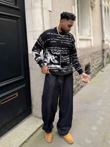 Heavens Edit ANDREILEE 秋冬欧美风男女通用休闲复古抽象字母报纸印花提花针织圆领毛衣 - 黑色 - 查看 3