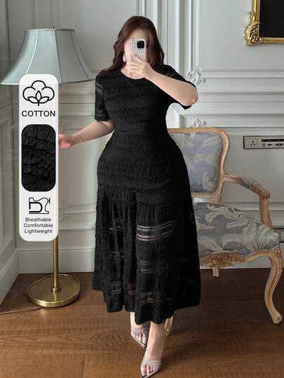 Dazy Plus فستان طويل أنيق ضيق الجسم، رقبة طاقم، أكمام قصيرة، جذاب، أسود، مقاس كبير، فستان صيفي