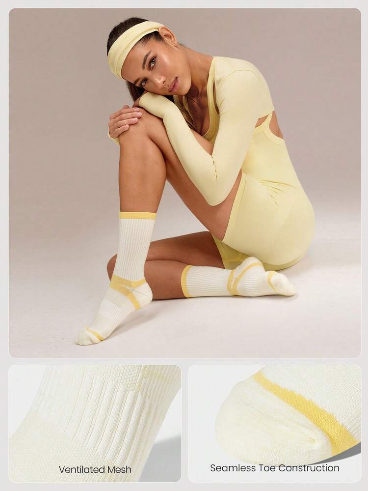 3 Paar große Schritte schweiß-absorbierende, schnell-trocknende Socken mit Arch-Support, reflektierender gestickter Logo, nahtlos für Laufen, Joggen, Training, Tennis und tägliche Aktivitäten