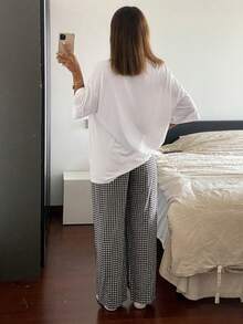 DAZY Minimalist Letter Printed White Top And Plaid Sleep Pants Lounge Set Pajama - White - View 2