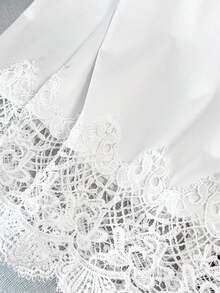 GlowEve CURVE 女士加大码简约圆领短袖新款宽松下摆镂空烧花图案百搭纯色T恤外出上衣夏季印花T恤 - 白色 - 查看 4