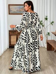 SHEIN LUNE Plus Size Women's Leaf Print Off-Shoulder V-Neck Backless Tie-Up High Slit Maxi Dress,White,Summer,Boho,Bachelorette Party,Tea Party,Holiday Dress - Black and White - View 2