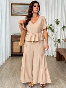 SHEIN LUNE Women's Plus Size Beige Summer Casual Vacation Outfit V-Neck Ruffle Hem Short Sleeve Top And Unique Design Patchwork Pants 2-Piece Sets Track Suits - Khaki - View 5