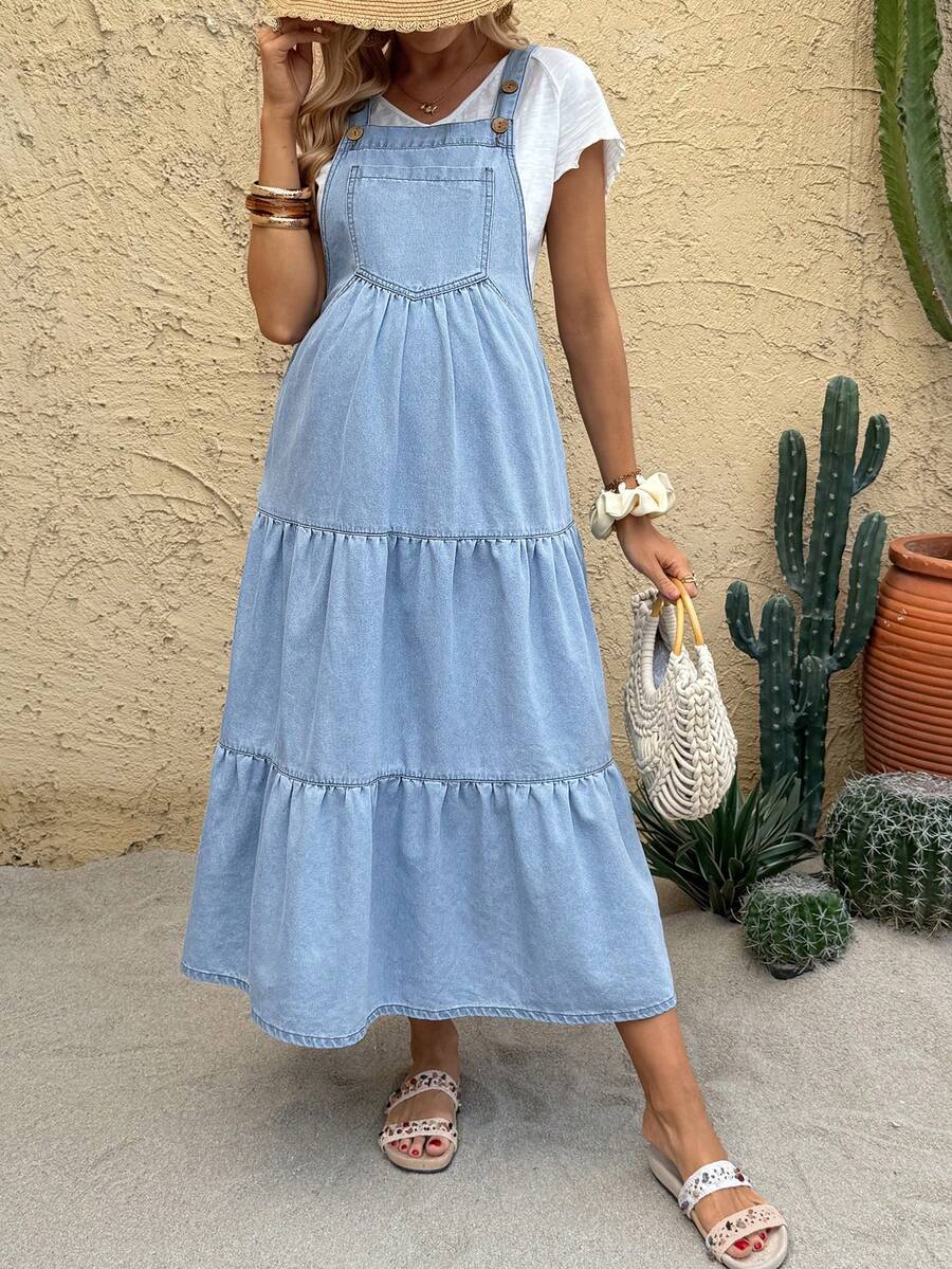 SHEIN 孕妇休闲牛仔连衣裙 夏季嘉年华服装 通勤 度假 毕业 时尚 Y2K 可爱 街头风 俏皮 派对 婚礼 优雅 商务休闲 女士 商务 海滩 毕业 复活节 女士无袖浅蓝色牛仔背带裙，带纽扣肩带和层叠荷叶边 复活节假日连衣裙 日常孕妇连衣裙 日常通勤牛仔连衣裙 - 藍色 - 查看 1