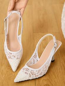CUCCOO HITCHD 尖头蕾丝网眼白色婚鞋，优雅透气女士高跟露跟浅口鞋 - 白色 - 查看 3