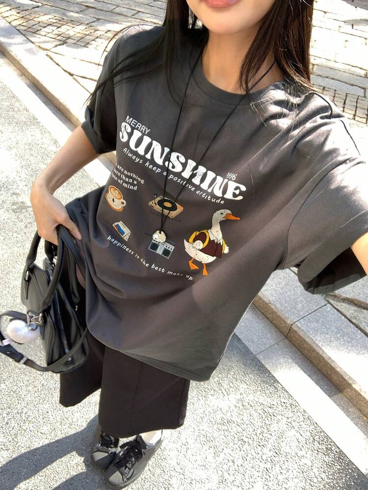 Women's Summer Round Neck Loose Short Sleeve Distressed Graphic Casual T-Shirt Oversized